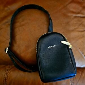 Black crossbody